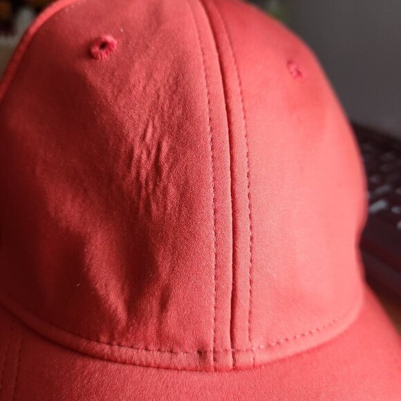 lululemon Ball Cap Hat Tomato Red Lined Adjustable Unisex - Picture 10 of 10